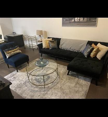 Luxurious 1Br Uptown Highrise/ Balcony With City View! Charlotte Esterno foto